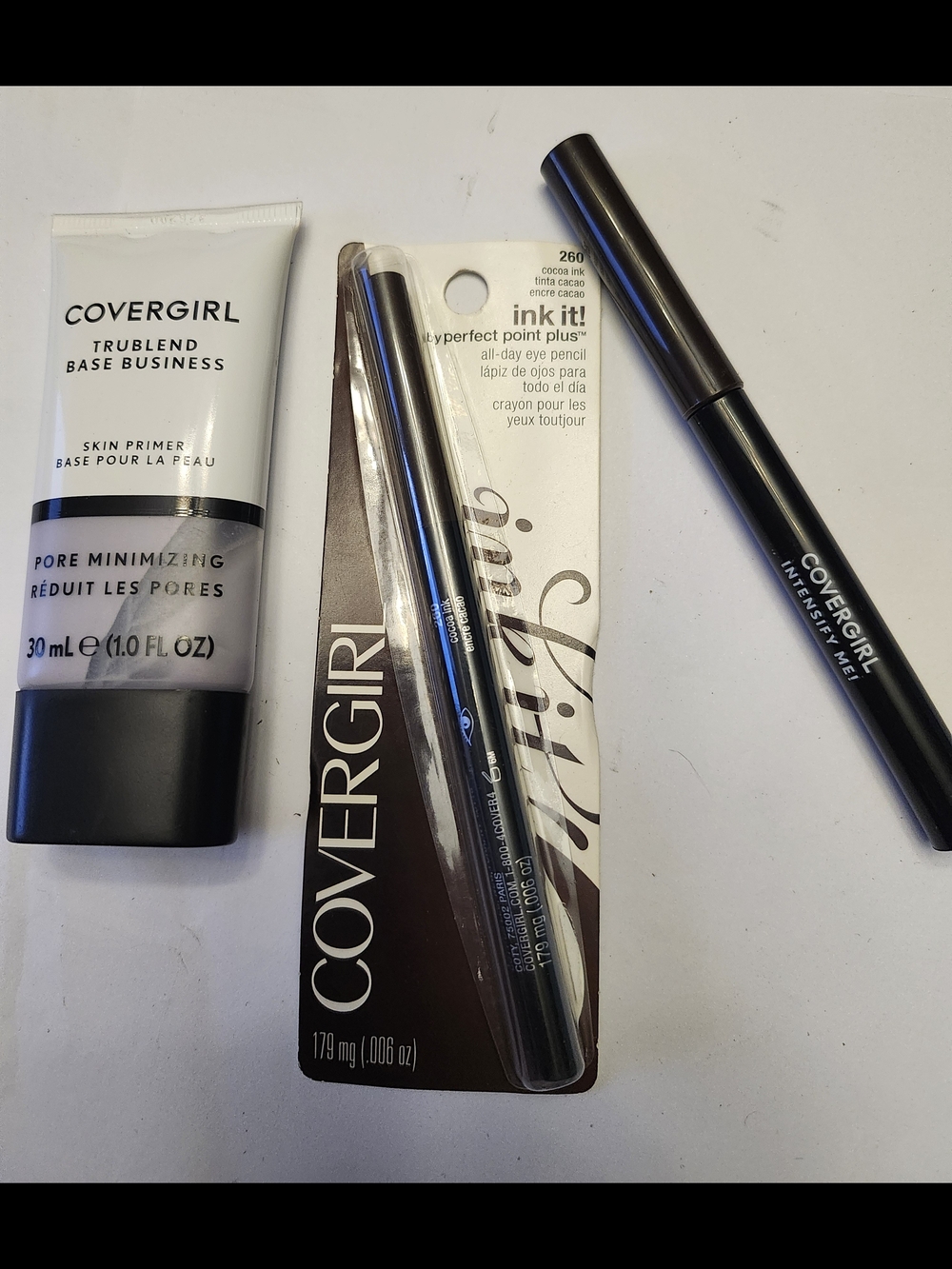COVERGIRL Primer with Black and Brown Eye Liners